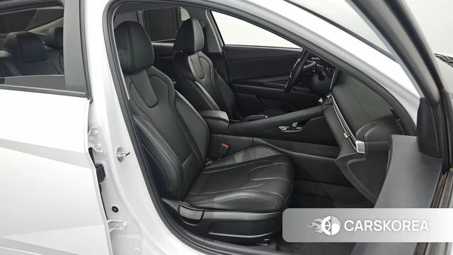 Hyundai Avante (CN7) 2021 Белый из Кореи, фото 3