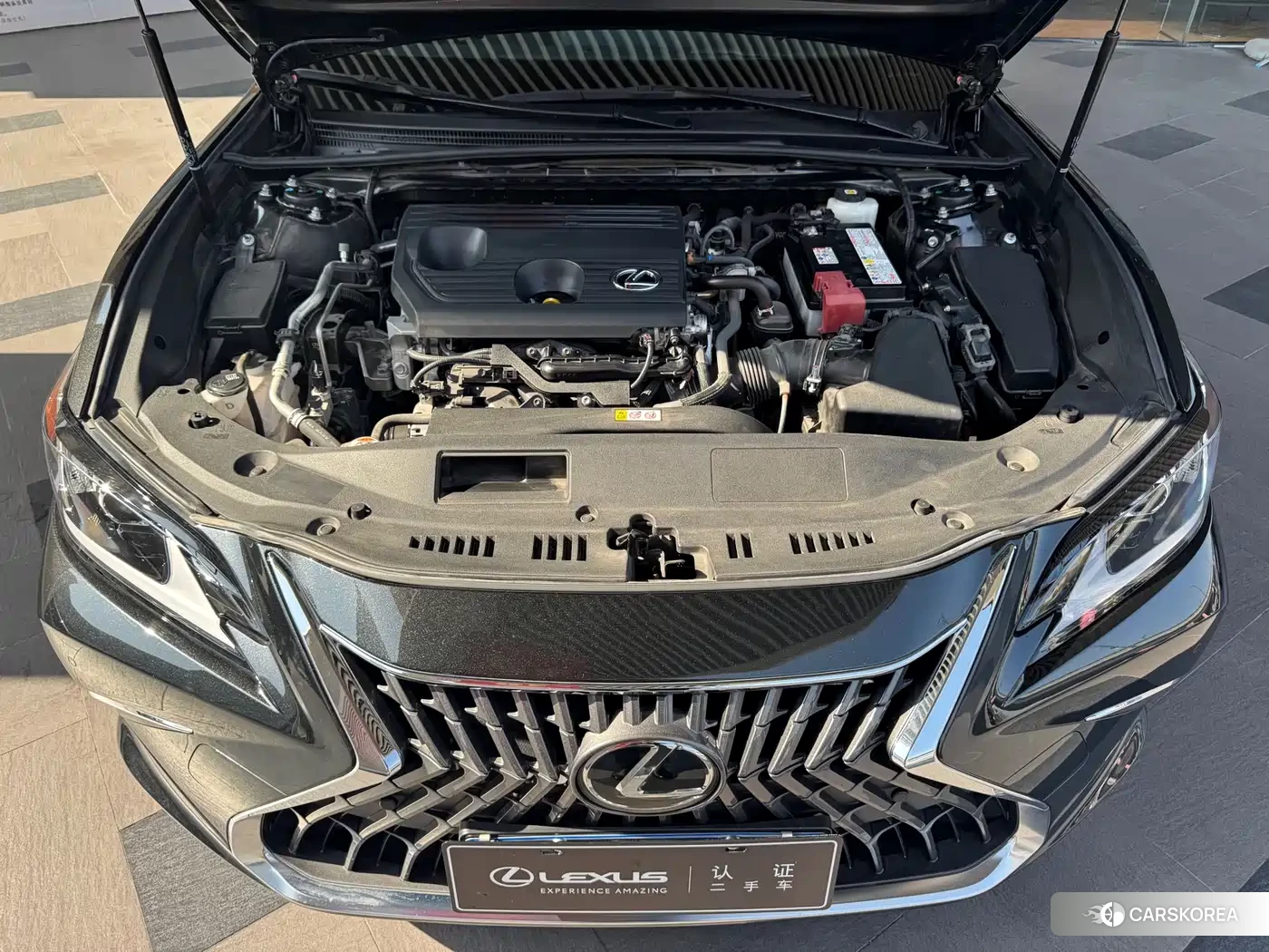 Lexus ES 2023 Черный из Китая, фото 3