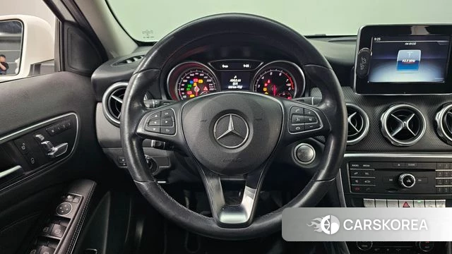 Mercedes-Benz GLA-Class X156 2018 Белый из Кореи, фото 3