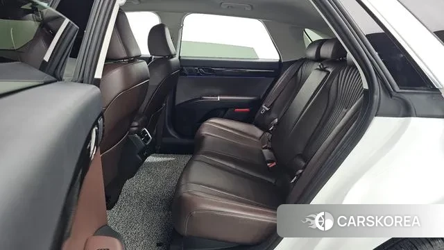 Hyundai Grandeur (GN7) 2023 Белый из Кореи, фото 3