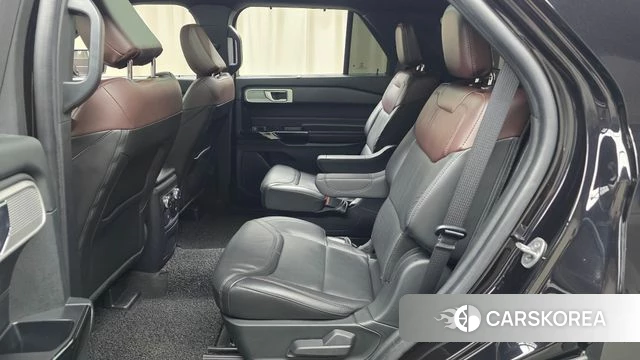 Ford Explorer 6th Generation 2022 Черный из Кореи, фото 3