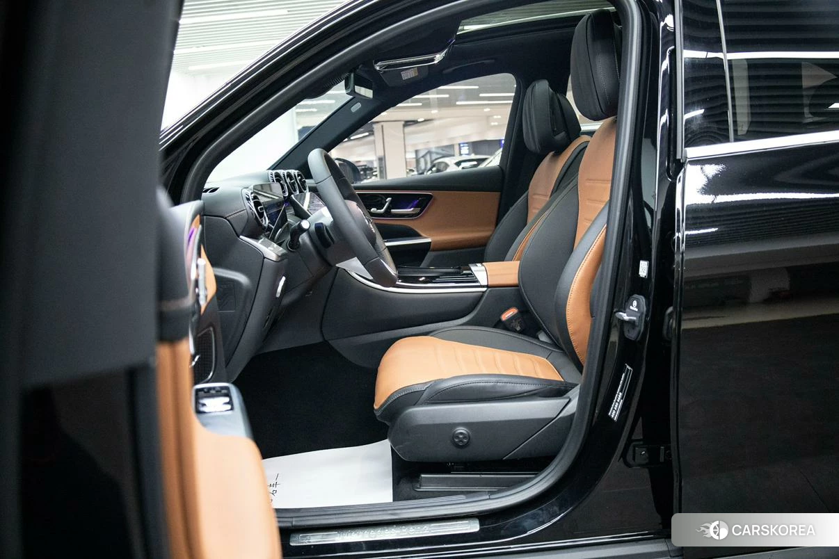 Mercedes-Benz GLC 2023 Черный из Китая, фото 3