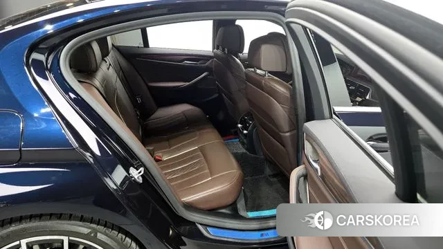 BMW 5 Series (G30) 2021 Черный из Кореи, фото 3