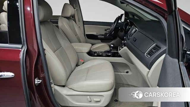 Kia The New Carnival 2018 Фиолетовый из Кореи, фото 3