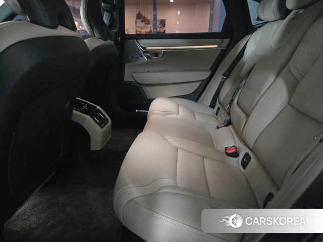 Volvo S90 2026 Серый из Кореи, фото 3