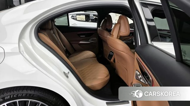 Mercedes-Benz E-Class W214 2024 Белый из Кореи, фото 3