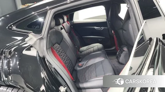 Audi RS e-Tron GT 2022 Черный из Кореи, фото 3