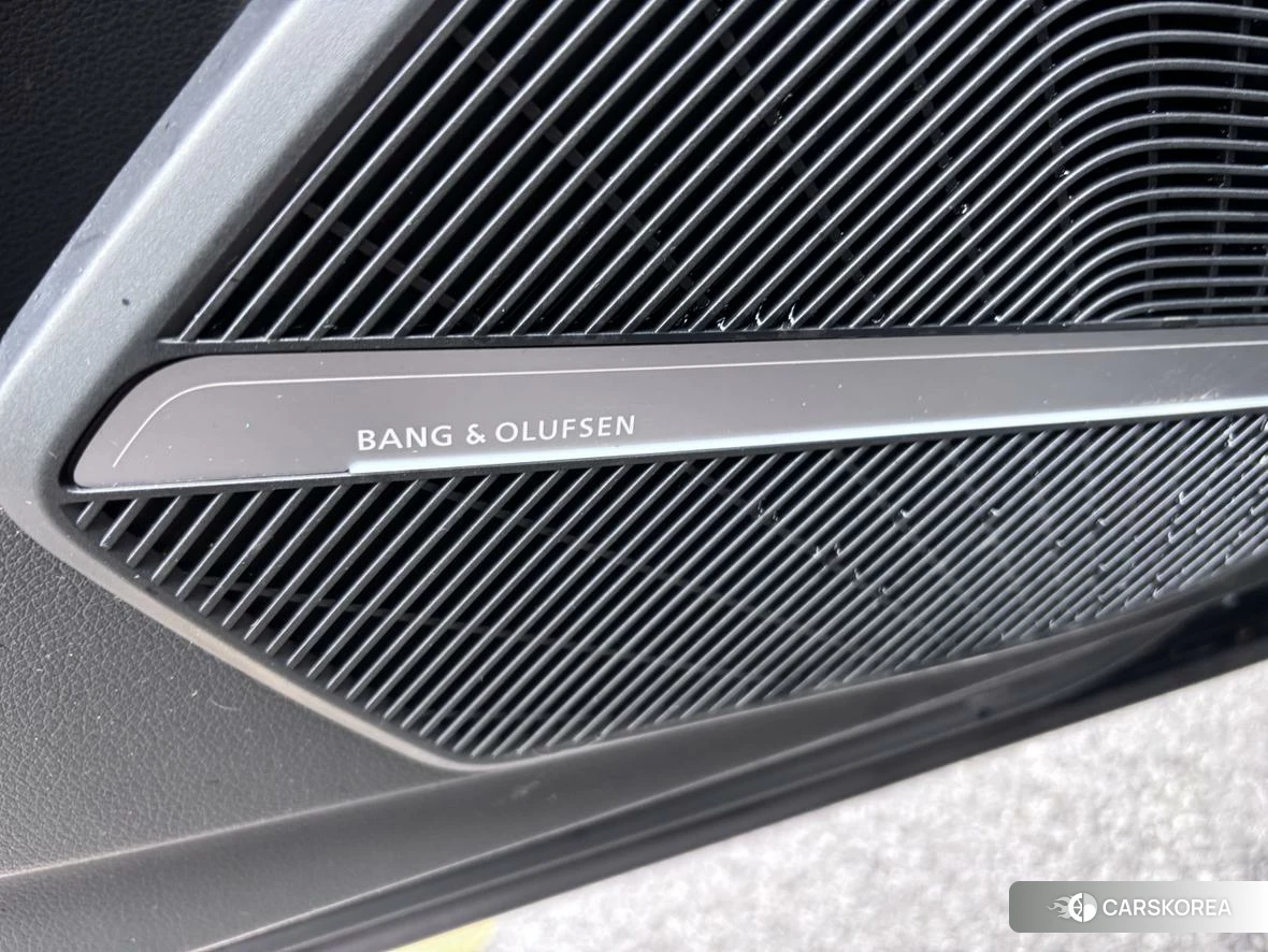 Audi Q5L Sportback 2020 Черный из Китая, фото 3