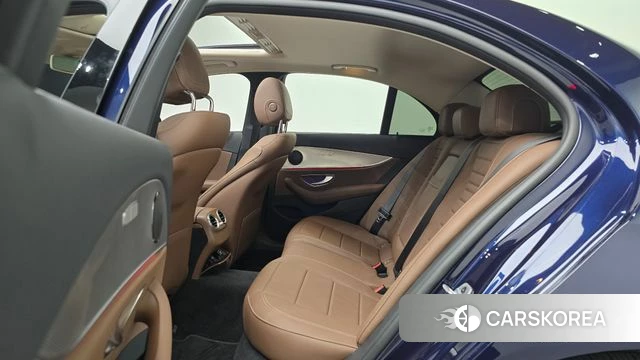 Mercedes-Benz E-Class W213 2019 Синий из Кореи, фото 3