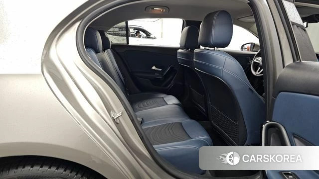 Mercedes-Benz A-Class W177 2019 Песочный из Кореи, фото 3