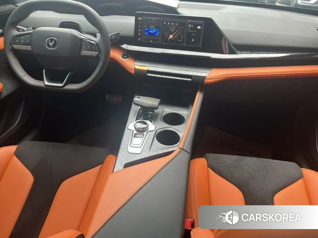 Chang'an UNI-V 2023 Черный из Китая, фото 3