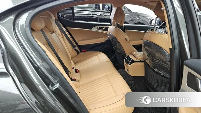 Genesis The New G70 2023 Серый из Кореи, фото 3