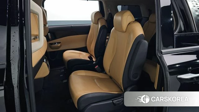 Kia Carnival 4th generation 2023 Черный из Кореи, фото 3