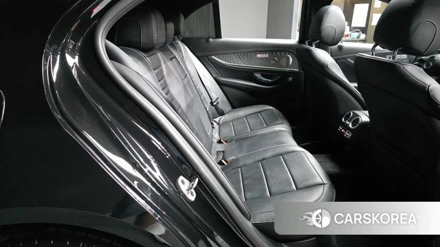 Mercedes-Benz E-Class W213 2022 Черный из Кореи, фото 3