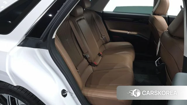 Hyundai Grandeur (GN7) 2023 Белый из Кореи, фото 3