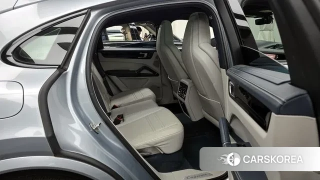 Porsche Cayenne (PO536) 2021 Серебряный из Кореи, фото 3