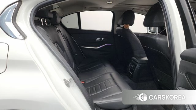 BMW 3 Series (G20) 2020 Белый из Кореи, фото 3