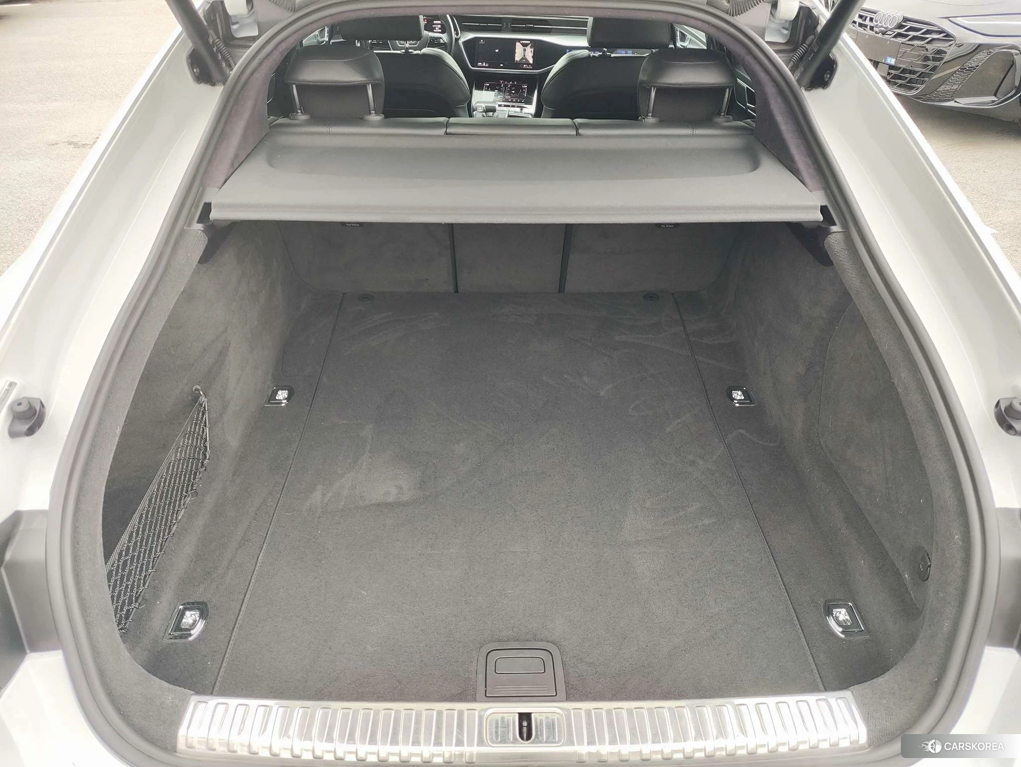 Audi A7 2021 Белый из Китая, фото 3