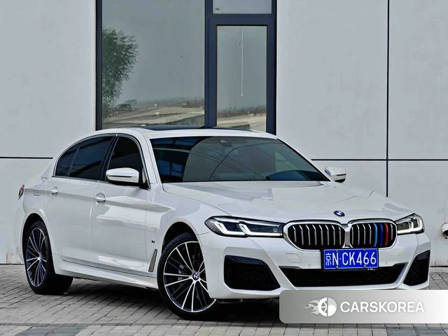 BMW 5 series 2021 Белый из Китая, фото 3