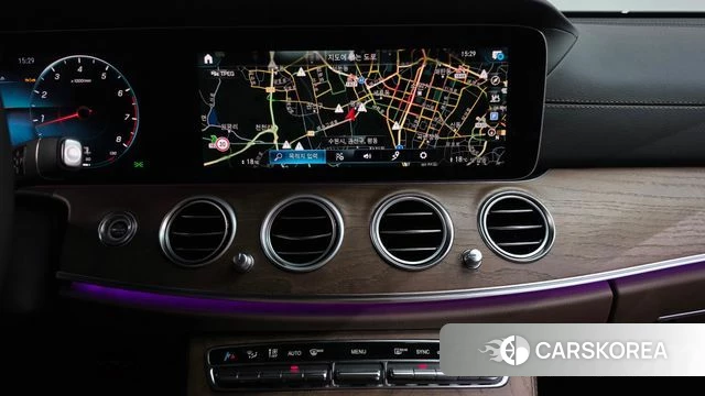 Mercedes-Benz E-Class W213 2023 Серый из Кореи, фото 3