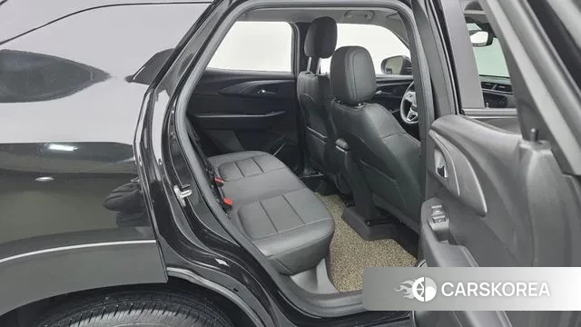 Chevrolet (GM Daewoo) Trailblazer 2022 Черный из Кореи, фото 3