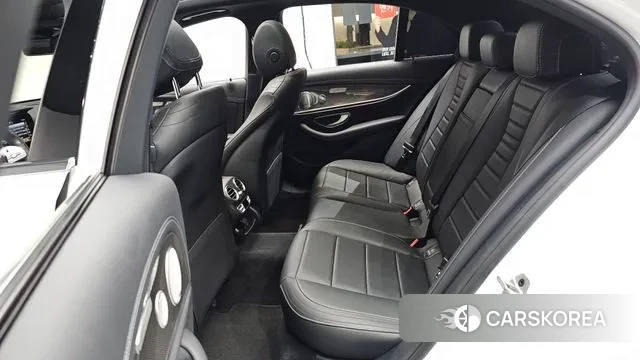 Mercedes-Benz E-Class W213 2020 Белый из Кореи, фото 3