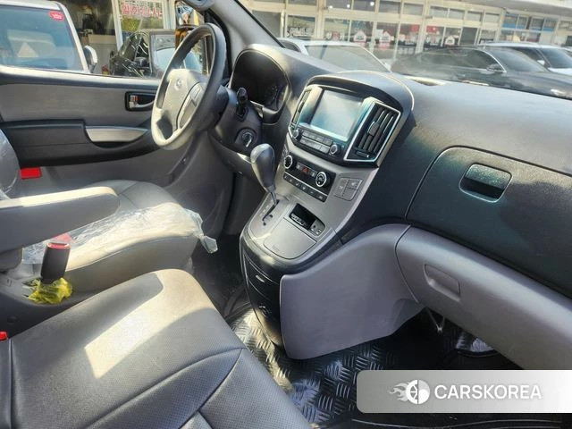 Hyundai The New Grand Starex 2020 Желтый из Кореи, фото 3