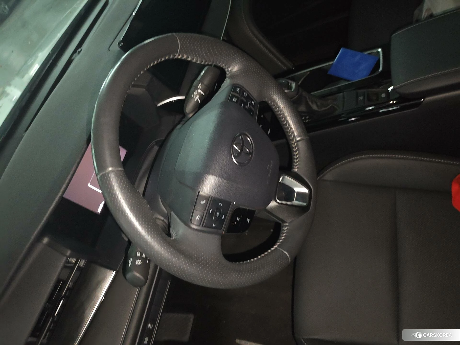 Toyota Camry 2024 Белый из Китая, фото 3