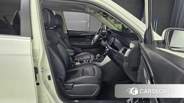 Ssangyong Beautiful Korando 2023 Белый из Кореи, фото 3