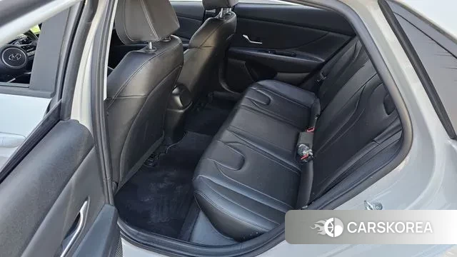 Hyundai Avante (CN7) 2020 Серебристо-серый из Кореи, фото 3