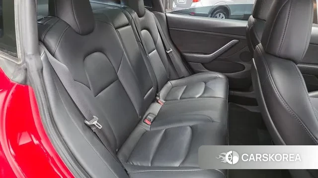 Tesla Model 3 2022 Красный из Кореи, фото 3