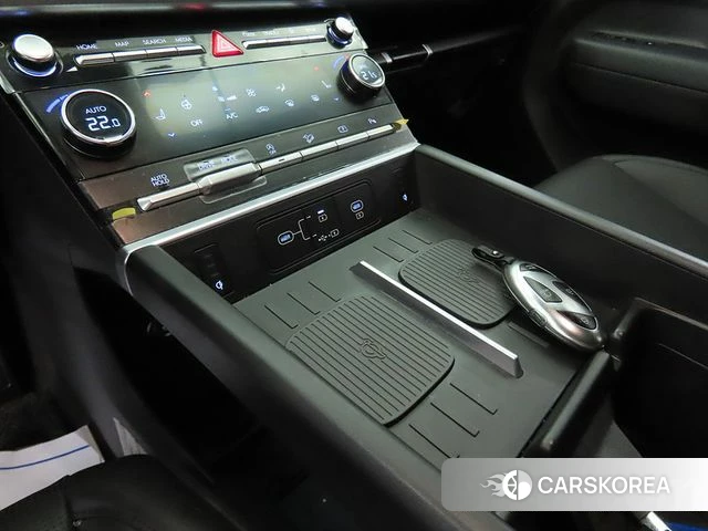 Hyundai Santa Fe (MX5) 2024 Серый из Кореи, фото 3