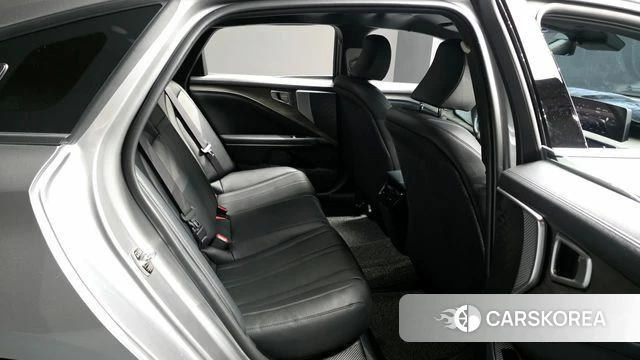 Kia K8 2024 Серебряный из Кореи, фото 3