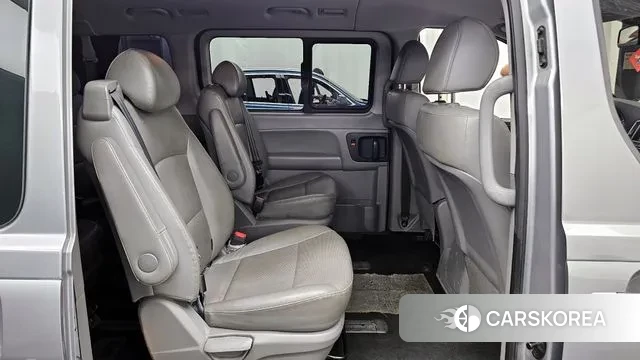 Hyundai The New Grand Starex 2018 Серебристо-серый из Кореи, фото 3