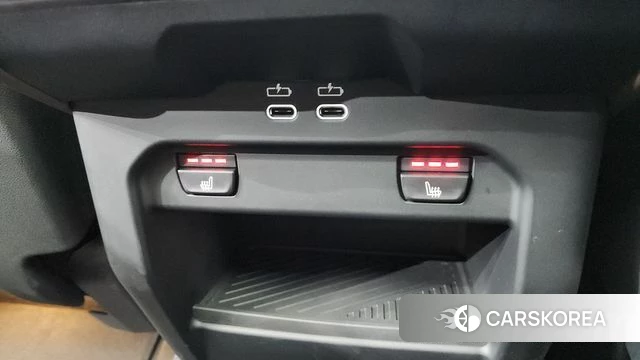 BMW 5 Series (G60) 2025 Коричневый из Кореи, фото 3