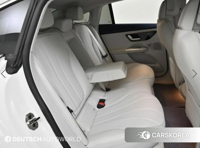 Mercedes-Benz EQE V295 2023 Белый из Кореи, фото 3