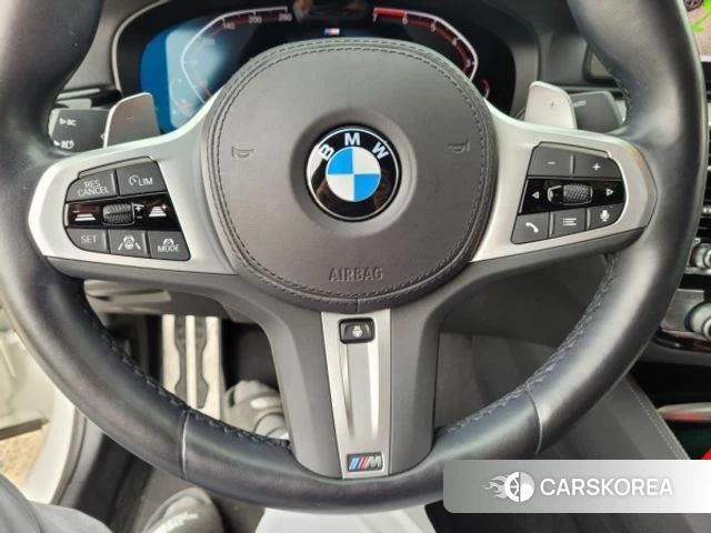 BMW 5 Series (G30) 2022 Белый из Кореи, фото 3