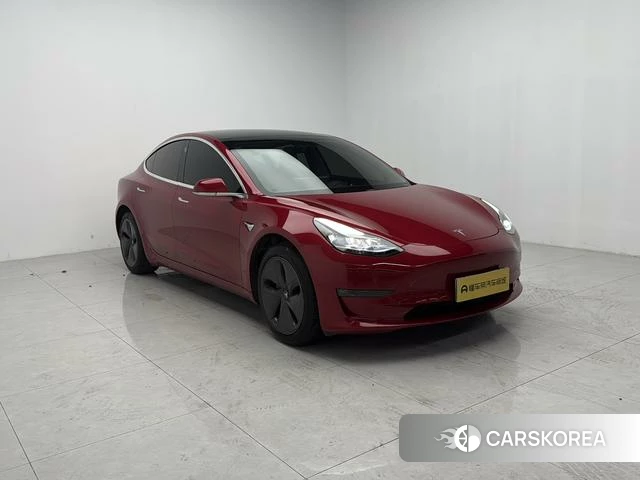 Tesla Model 3 2020 Красный из Китая, фото 3