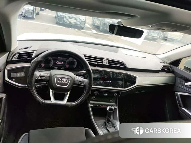 Audi Q3 2022 Белый из Китая, фото 3