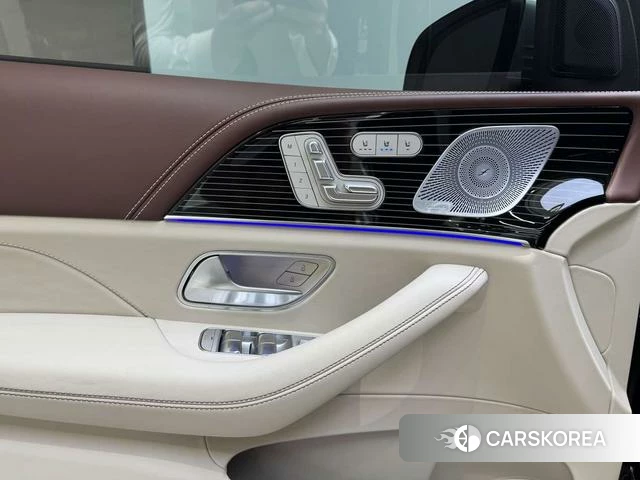 Mercedes-Benz Maybach GLS 2024 Черный из Китая, фото 3