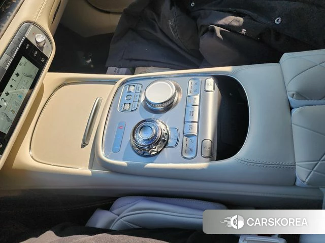 Genesis G90 (RS4) 2023 Белый из Кореи, фото 3