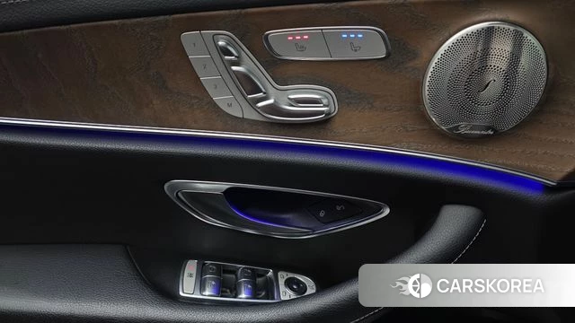 Mercedes-Benz E-Class W213 2021 Черный из Кореи, фото 3