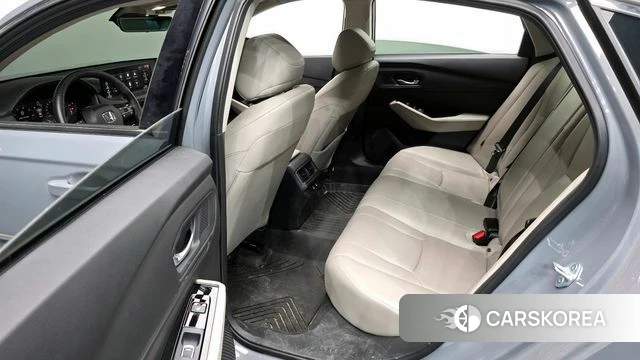 Honda Accord 11th Generation 2023 Серебристо-серый из Кореи, фото 3