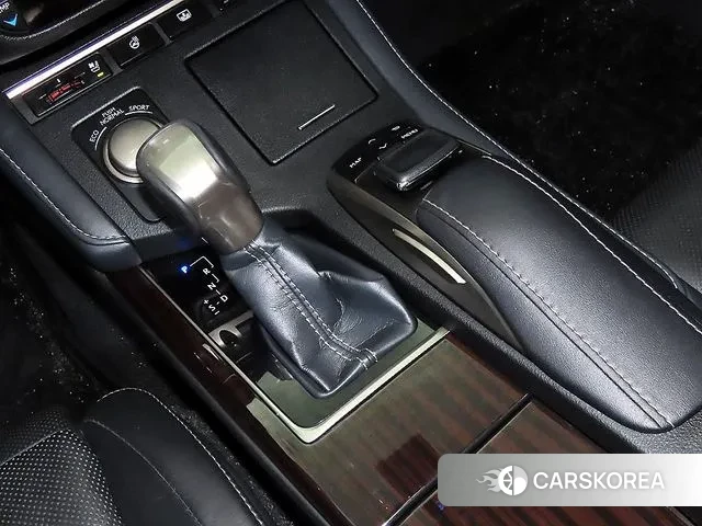 Lexus New ES350 2018 Белый из Кореи, фото 3