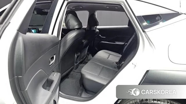 Hyundai Kona (SX2) 2025 Белый из Кореи, фото 3