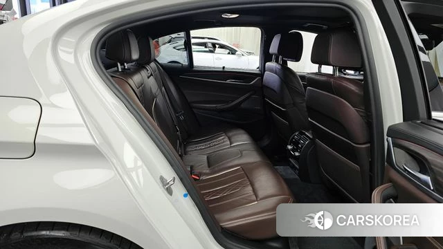 BMW 5 Series (G30) 2020 Белый из Кореи, фото 3