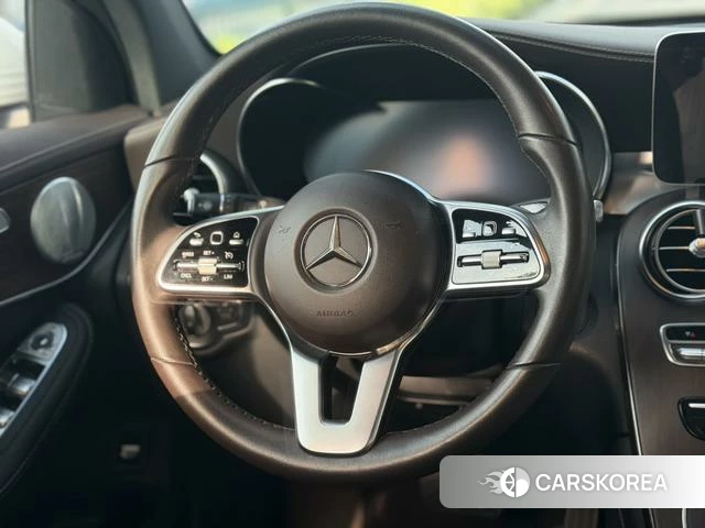 Mercedes-Benz GLC 2021 Белый из Китая, фото 3