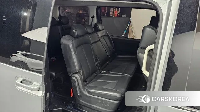 Hyundai Staria 2021 Серебряный из Кореи, фото 3