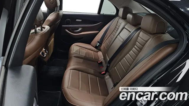 Mercedes-Benz E-Class W213 2018 Черный из Кореи, фото 3