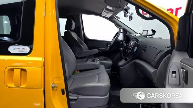 Hyundai The New Grand Starex 2019 Желтый из Кореи, фото 3